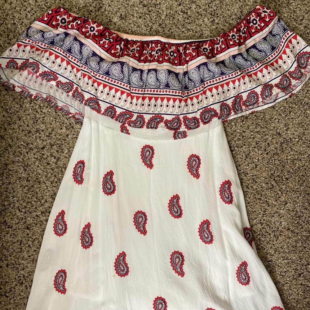 Selfie Leslie Off the Shoulder Paisley Boho Dress